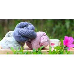 Lotus CASHMERE DK farge 438 Lilla